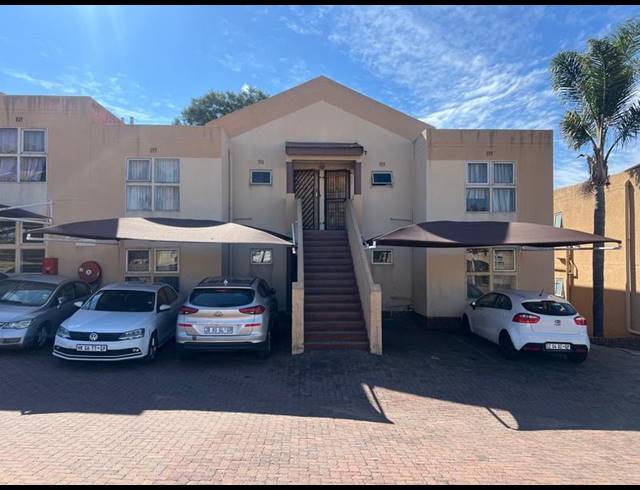 2 BEDROOM APARTMENT FOR SALE IN MEREDALE